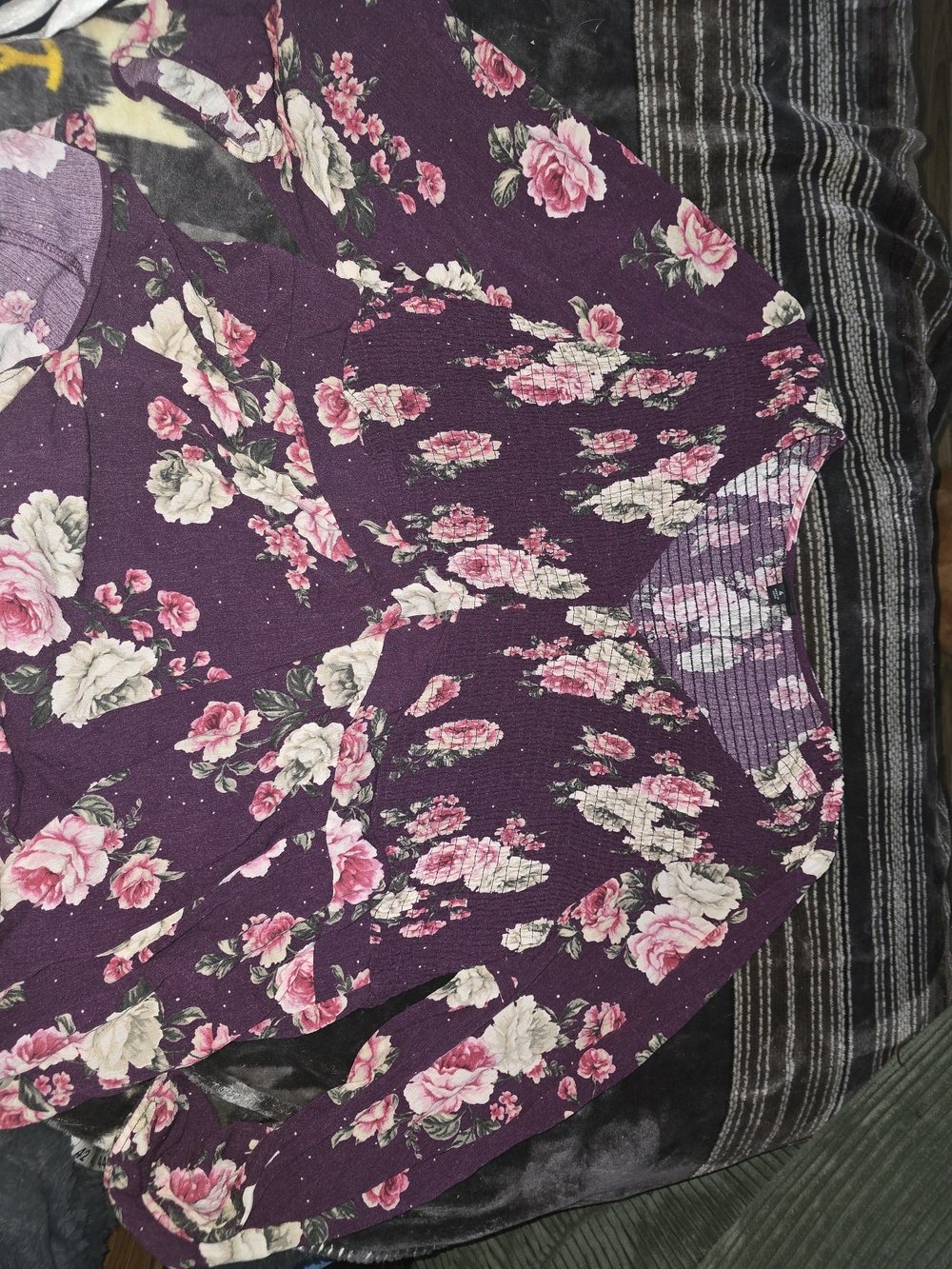 Torrid Floral Top Purple & Pink Size 4